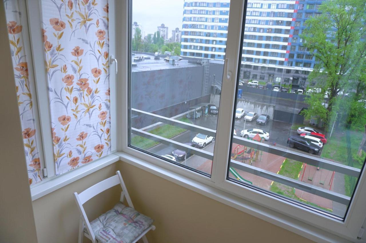 Посуточная Аренда Квартиры М. Левобережная Kyiv Exterior photo